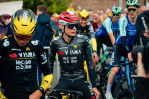 Jonas Vingegaard van Team Visma | Lease a Bike bij de Tour de France 2025